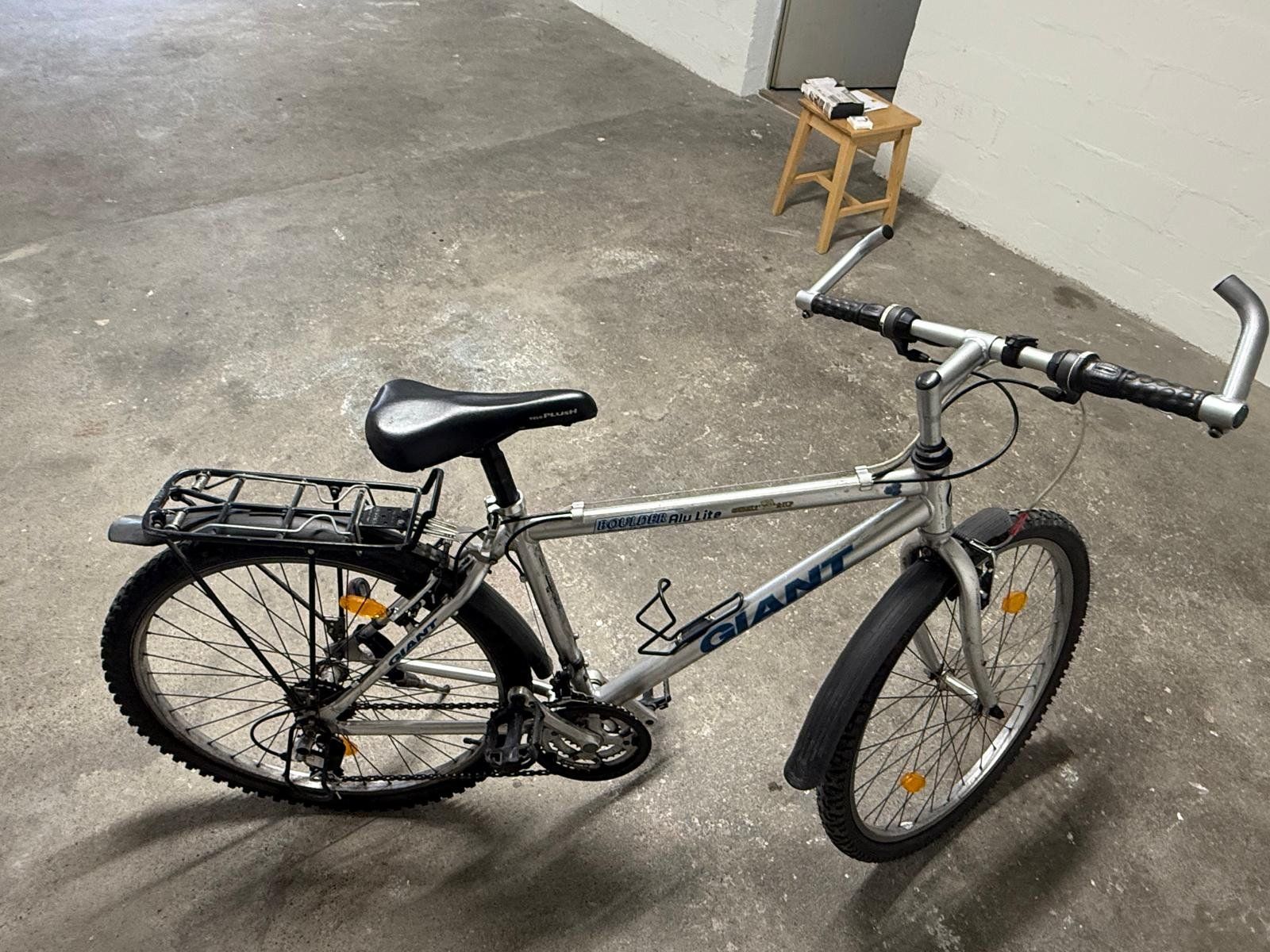 Giant Velos: Giant Boulder Alu Lite Velo – Gebraucht aus Zürich von Seyhan76 3