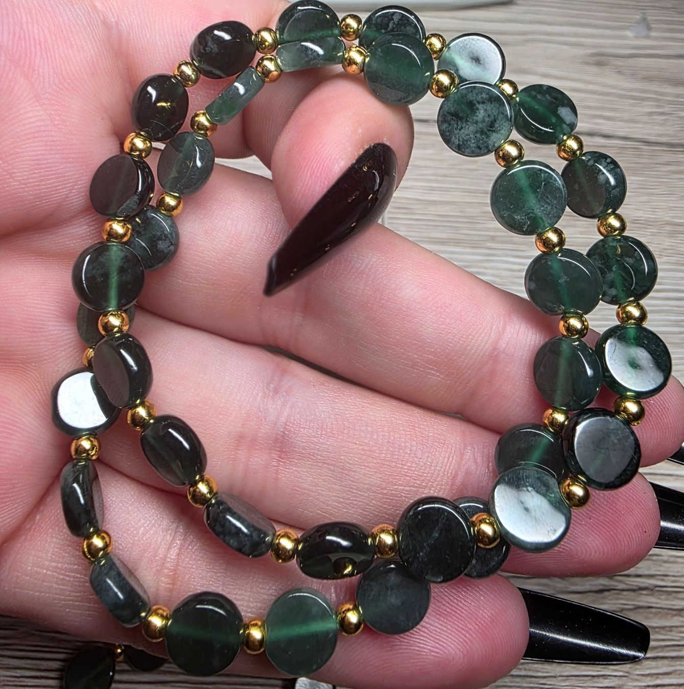 Mineralien & Heilsteine: Jadeit Armband – Dunkel 💚✨ – Neu und originalverpackt aus Matzingen von Shay_Crystalz