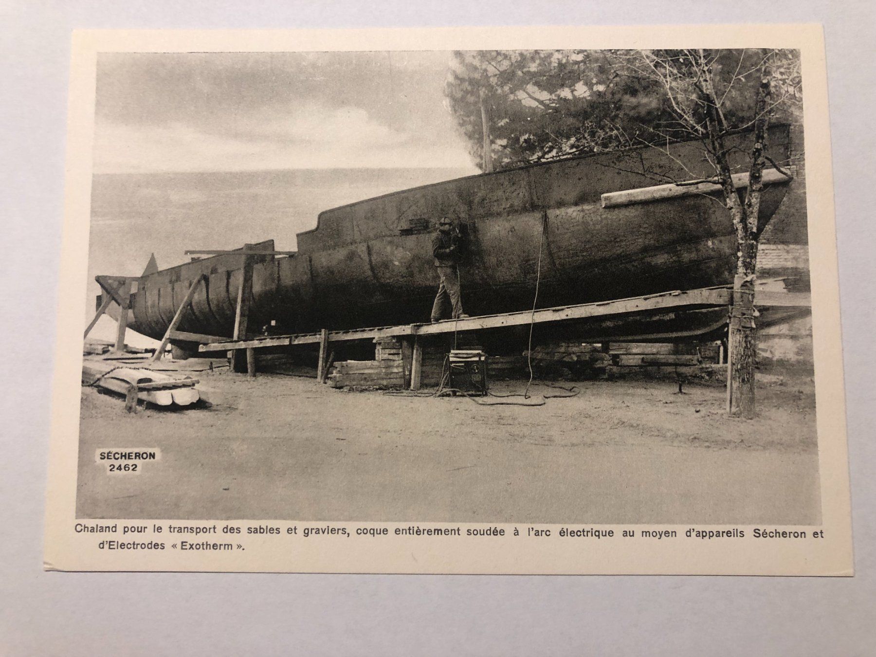 Cartes postales: Schiffsrumpfbau Sècheron 2462 Genf – D'occasion à Pfäffikon ZH par Waltoversand