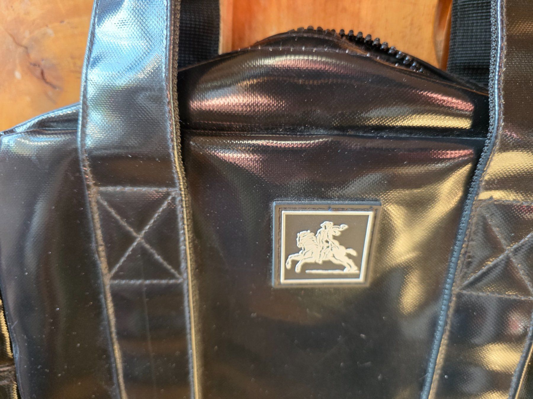 Borse: Tasche NZZ Umhängetasche Laptop Tasche Rucksack – Usato da Walterswil BE venduto da Lonitti 5