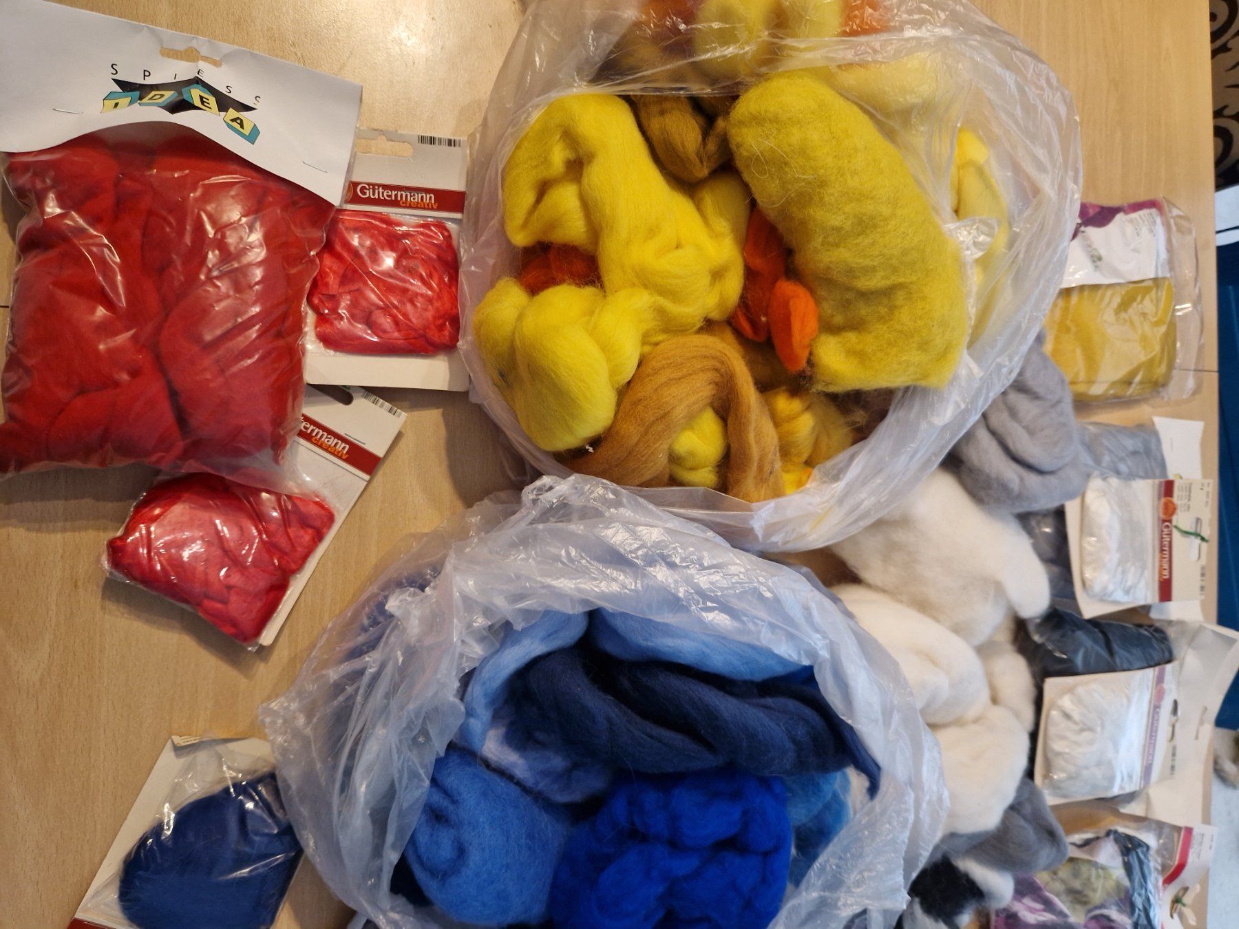 Kit bricolage: Filzmaterial - Ausgiebige Sammlung – Usato da Delémont venduto da Tinkpink 7