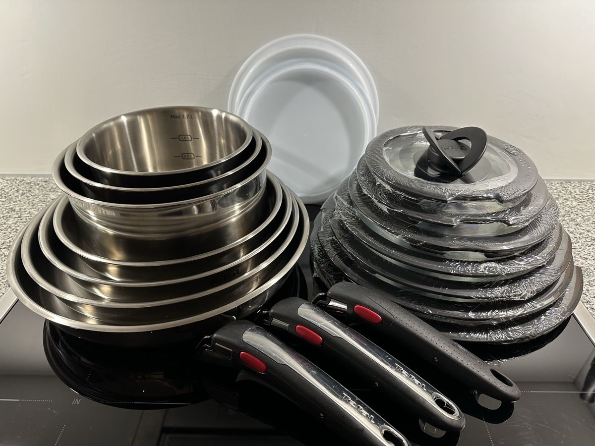 Tefal Pfannen: Tefal Ingenio 19-teiliges Kochset – Neu (gemäss Beschreibung) aus Steinhausen von casaplia
