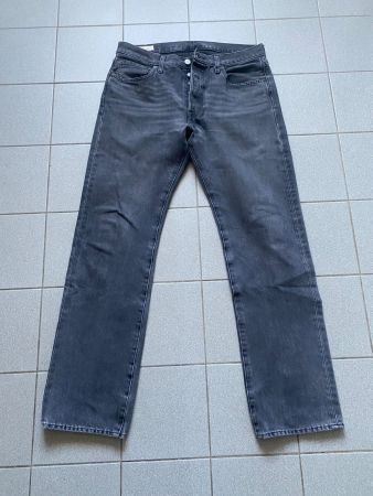 Levis 501 Jeanshose / W32 x L32 / Grau / Guter Zustand!