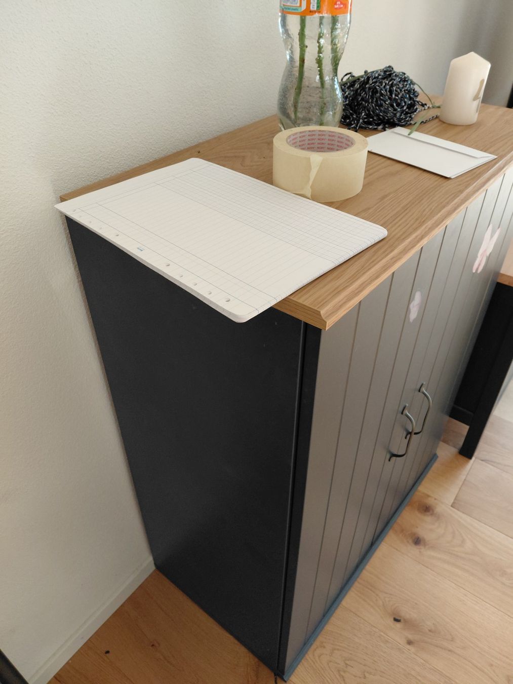 Ikea Scaffali: Regal mit Türen – Usato da Rothrist venduto da Jessica024 2