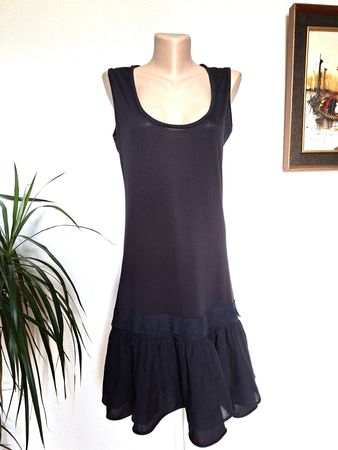 Robe BOSS noire à volants- coton– Gr. M