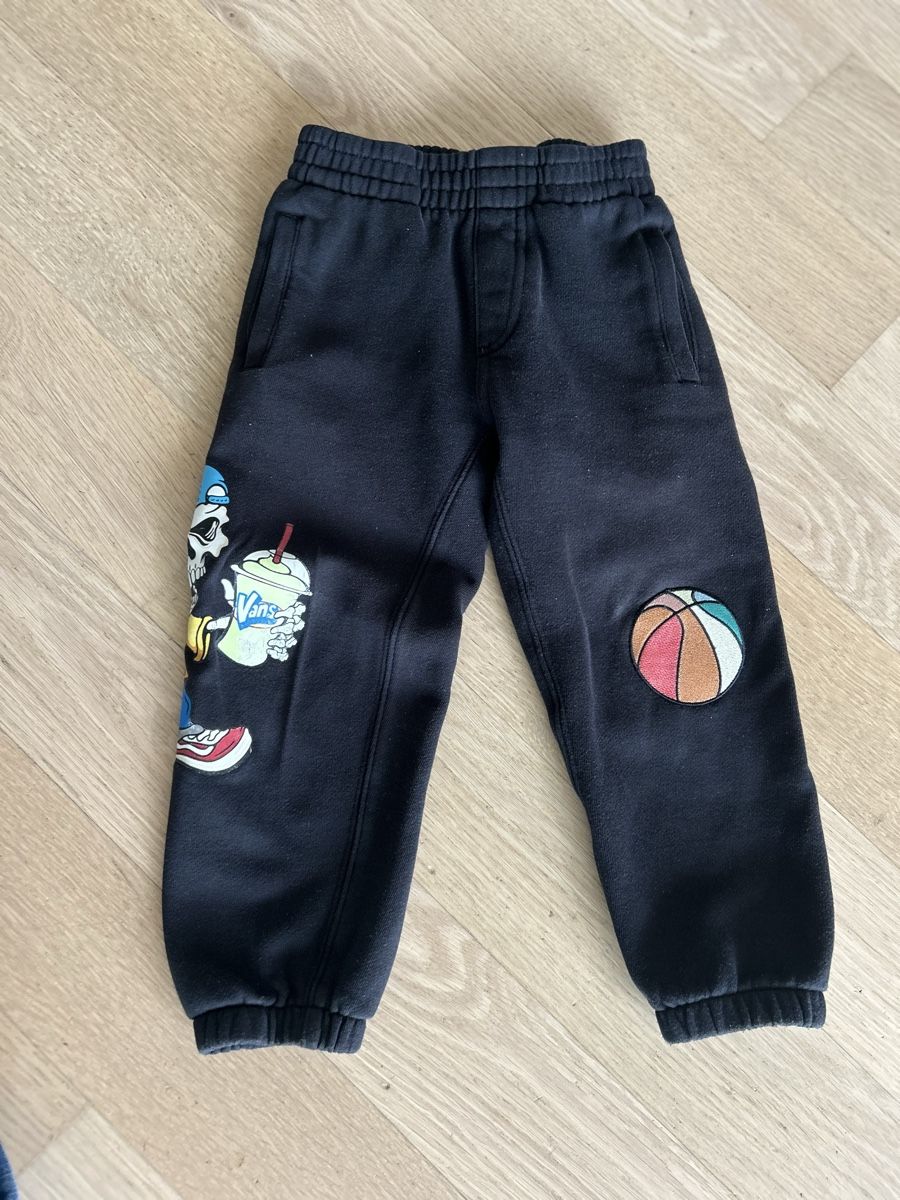 Vans Hosen: Vans Joggers 3T / 98 – Gebraucht aus Zollikon von JuRock