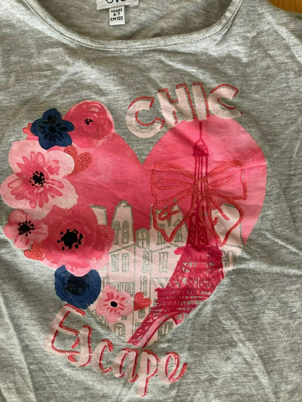 Camicette, T-shirt & Top: Langarm Shirt mit Herz-Motiv – Usato da Muttenz venduto da Juvenile33 1