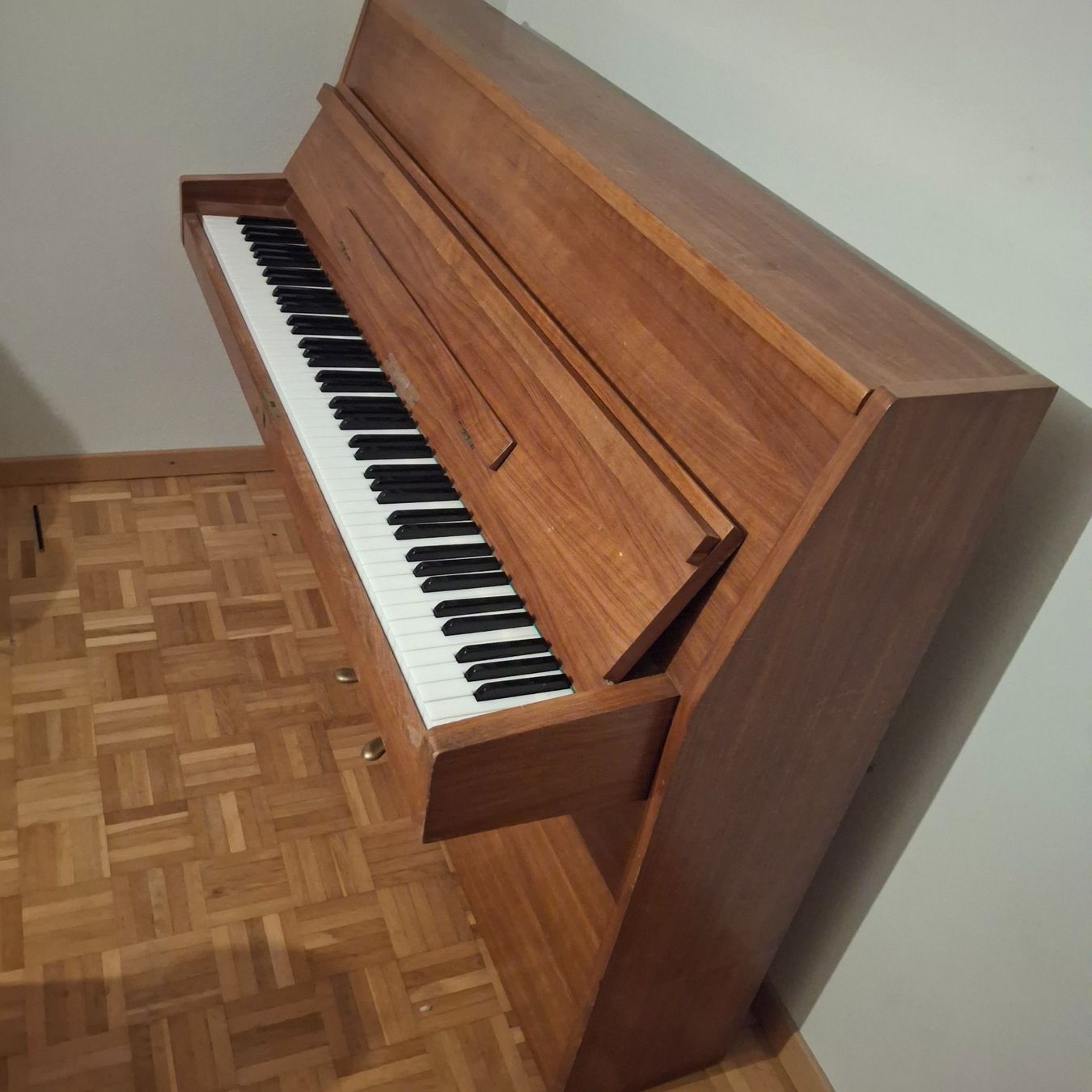 Musikinstrumente: Klavier – Gebraucht aus Bürglen UR von Swissmade100 2