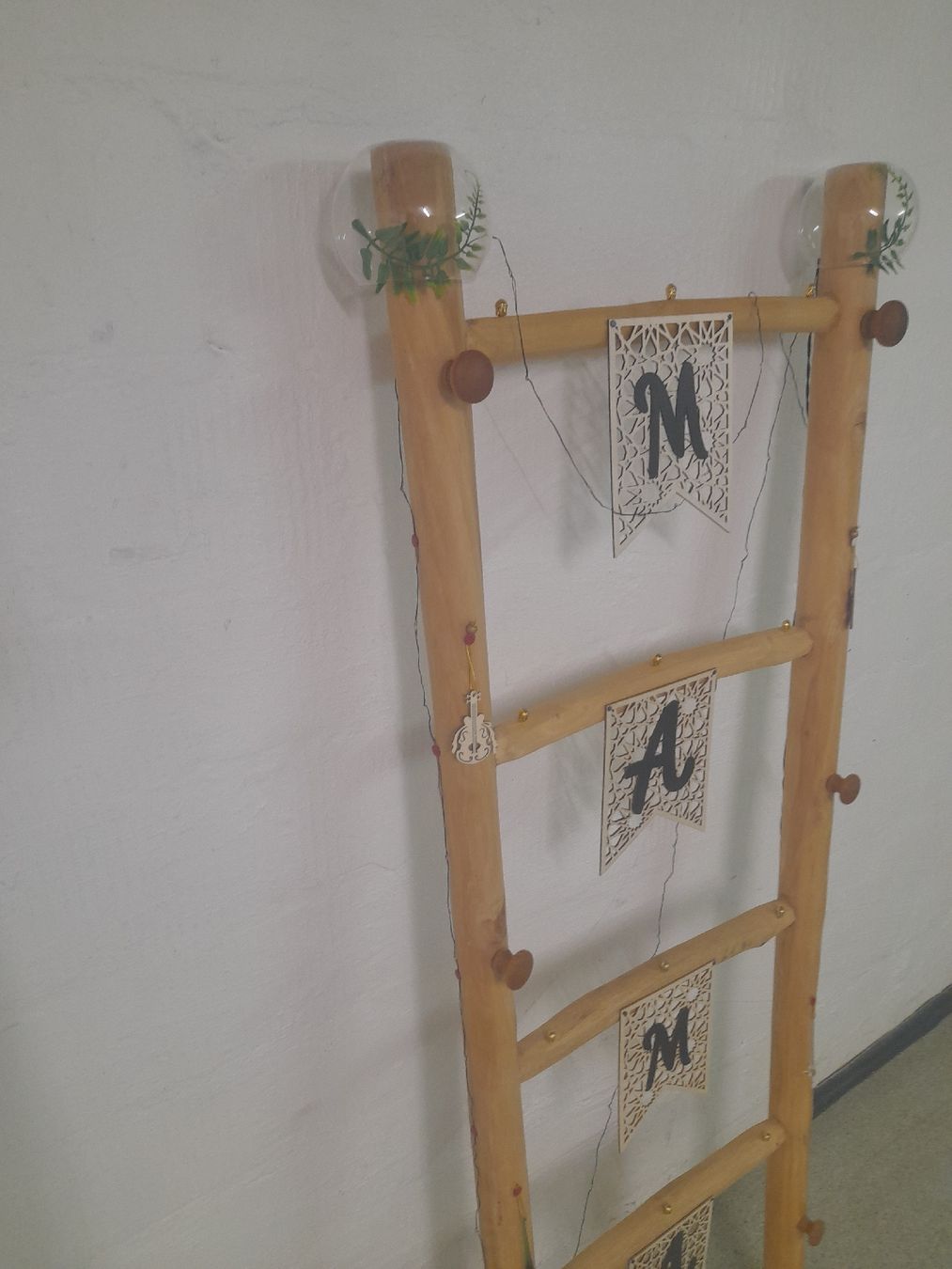 Articles en bois: Dekoleiter – D'occasion à Glattbrugg par B_B 1