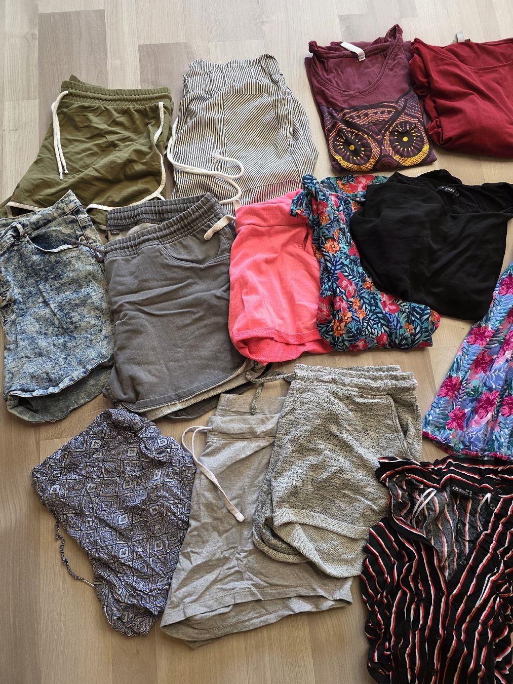 Kleiderpakete: 14 Teile Grösse 48/XXL – Gebraucht aus St. Peterzell von upcycling_ 1