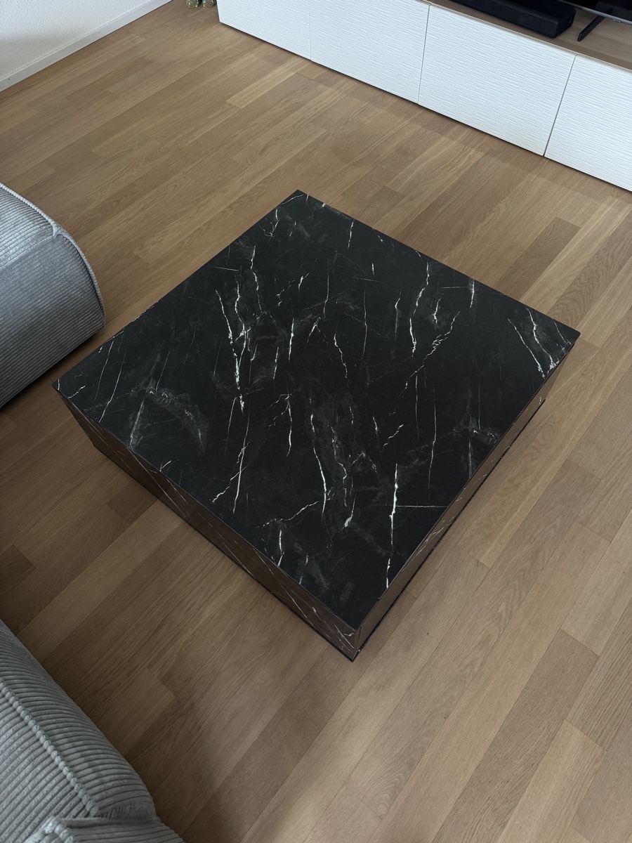 TV Möbel: Moderner Couchtisch in schwarzer Marmoroptik mit Stauraum – Gebraucht aus Bürglen TG von Serzenia 2