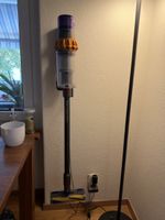 Dyson V15 Detect Absolute Akkusauger – Laser, komplettes Zub