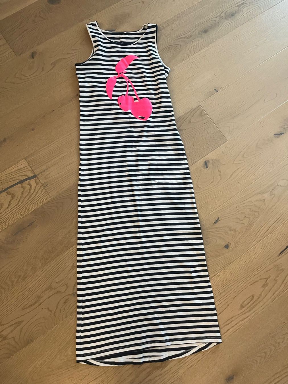 Lotti & Set di vestiti: Sommerkleider – Usato da Effretikon venduto da Pitm 3