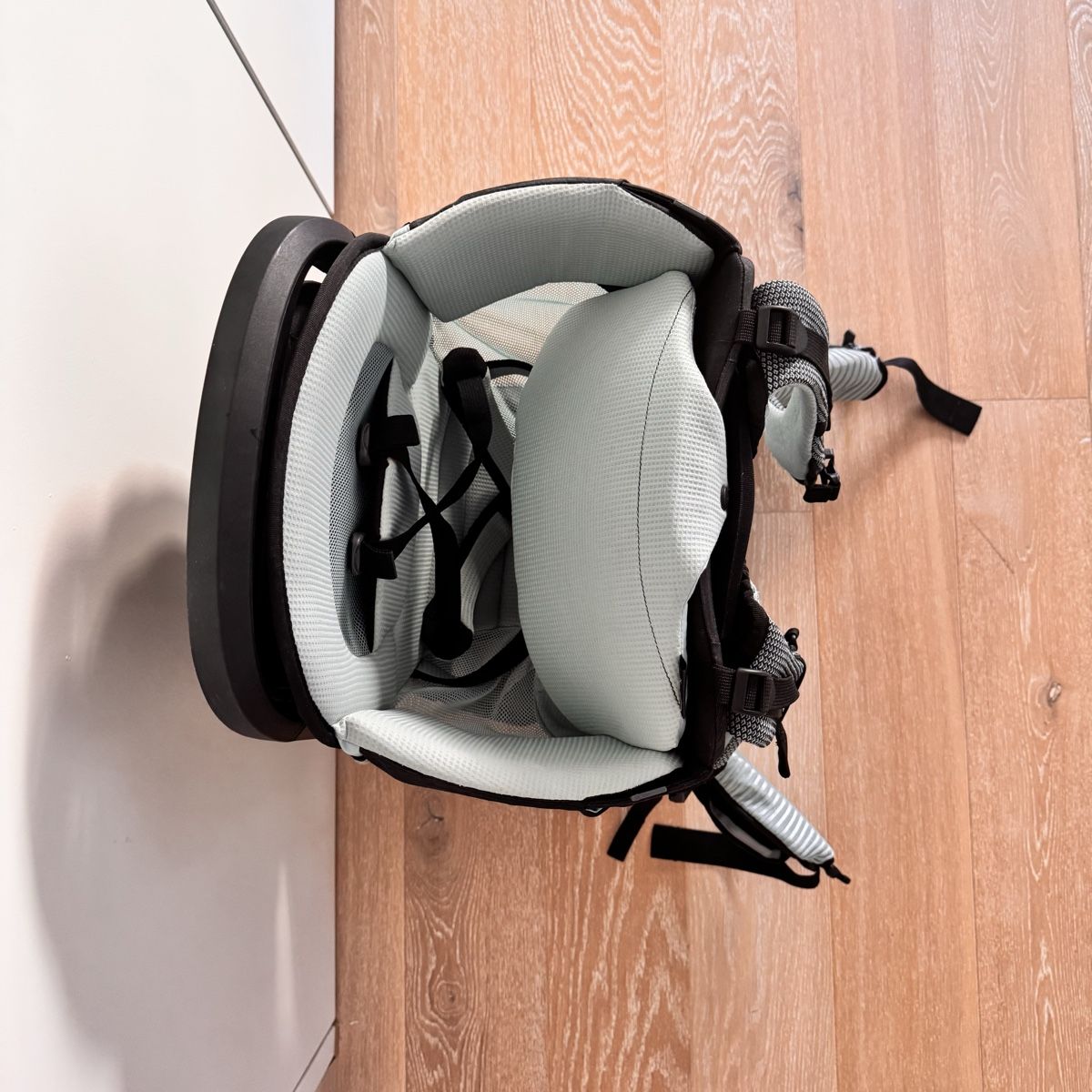 Bauch- & Rückentragen: Thule Sapling Rückentrage + Sling Pack – Neu (gemäss Beschreibung) aus Zürich von Mi_R 3