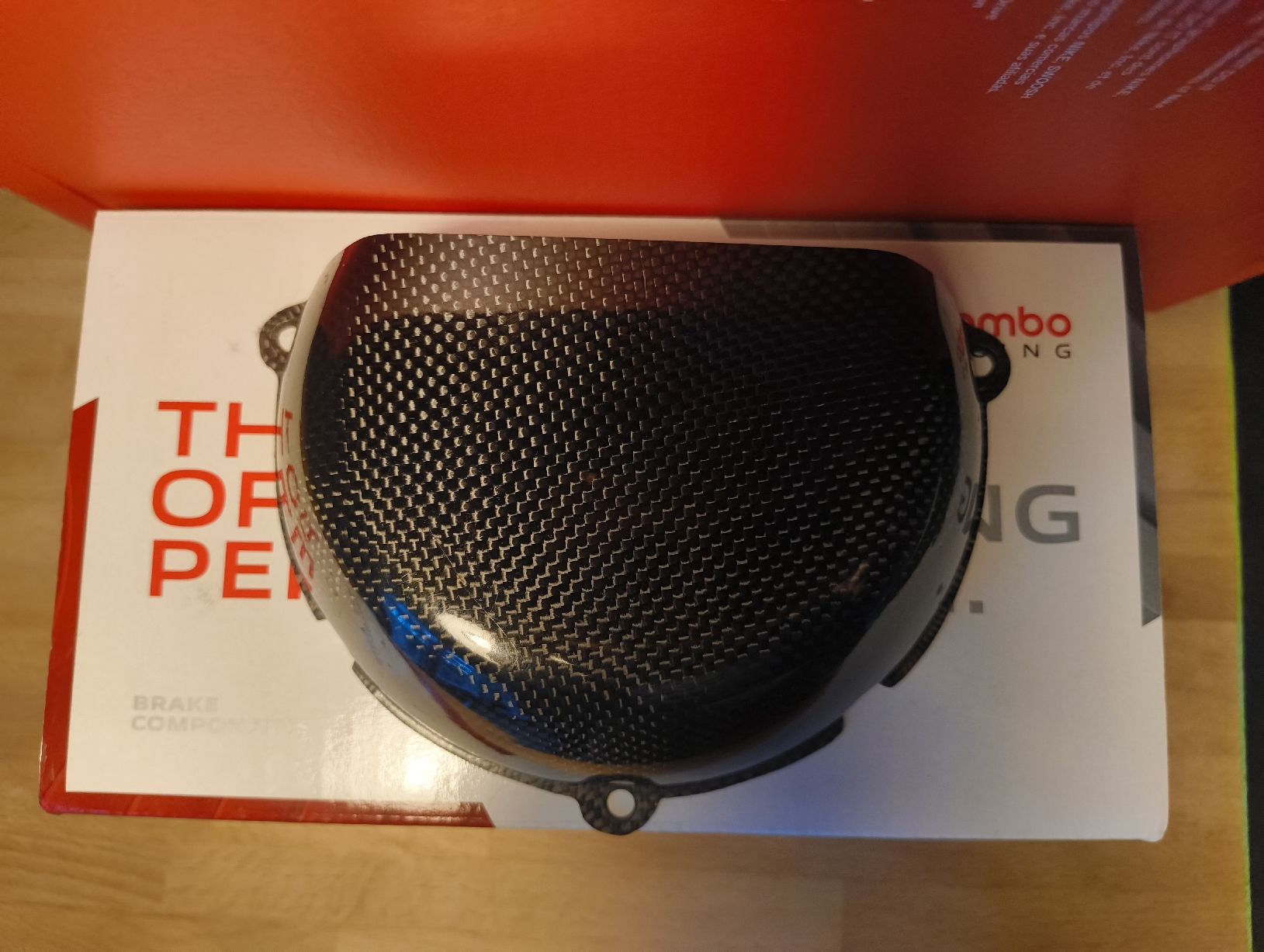 Ducati Tutti i ricambio per moto: Carbon Kupplungsdeckel Ducati – Usato da Vinelz venduto da jdt1969