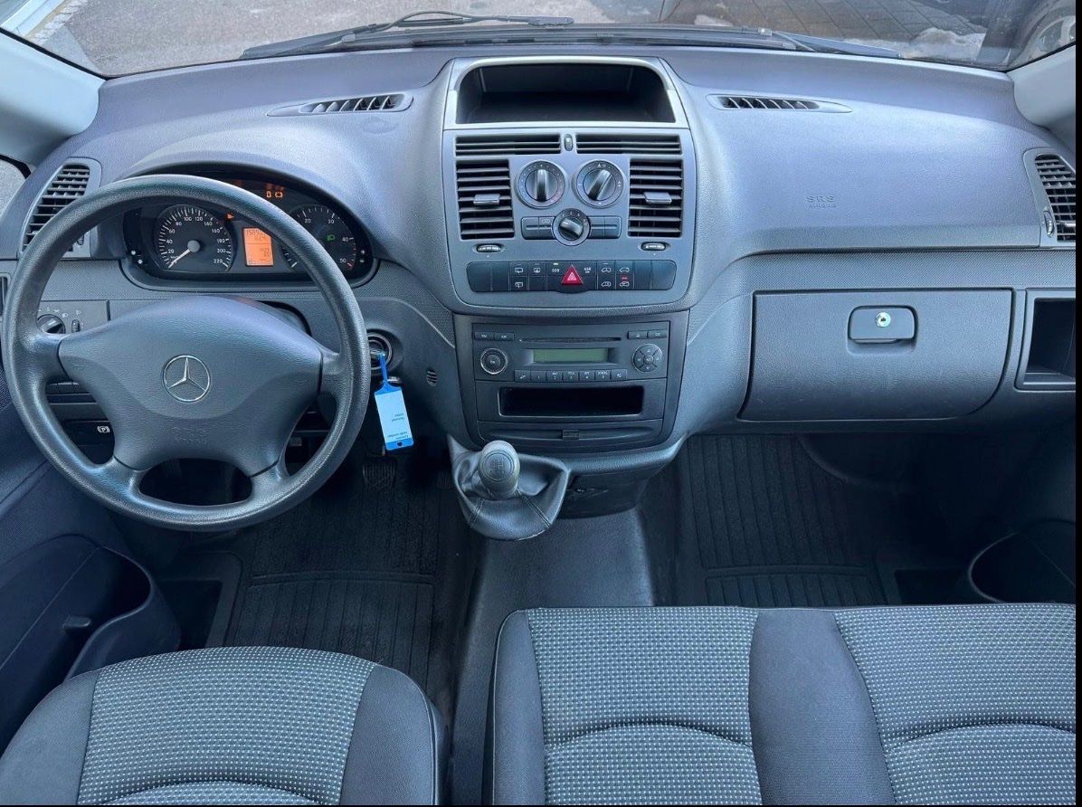 Mercedes-Benz Automobili: Mercedes-Benz Vito 113CDI Frontantrieb – Usato da Seuzach venduto da inf_tjq8 5