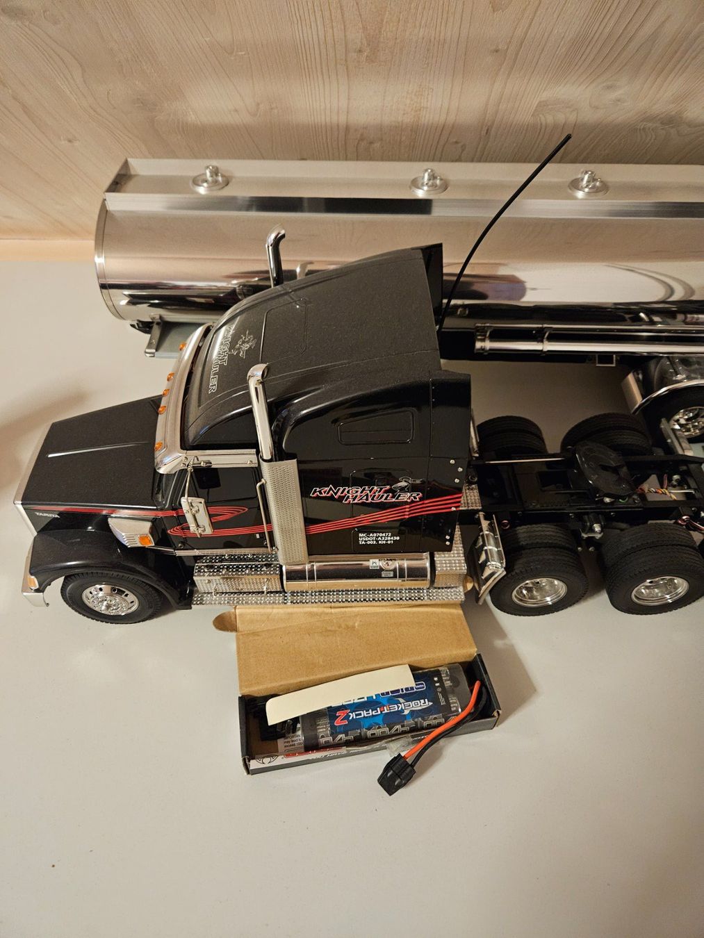 Modellismo RC: Ferngesteuerter LKW – Usato da Recherswil venduto da hubelmatt 1