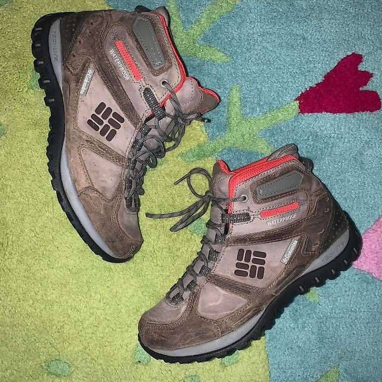 Chaussures garçon: Columbia Wasserdicht Wanderschuhe Gr. 36 – D'occasion à Bern par tam_vv72