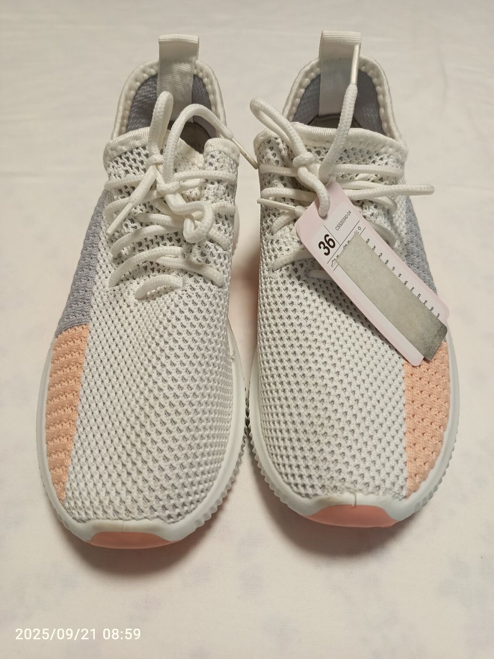 Scarpe da donna: DeeZee sneakers – Nuovo (secondo la descrizione) da Zürich venduto da tac_58l2 1