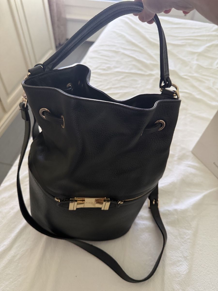 Furla Taschen für Damen: Furla Leder Tasche – Gebraucht aus Allschwil von Figidindia