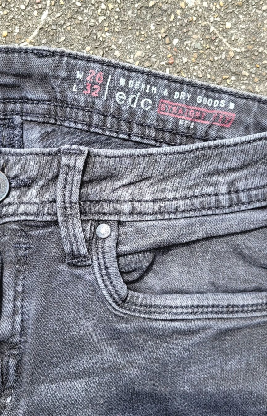 Esprit Jeans: edc by Esprit Jeans Gr. 26/32 – Usato da Füllinsdorf venduto da Sunnebliemli7 1