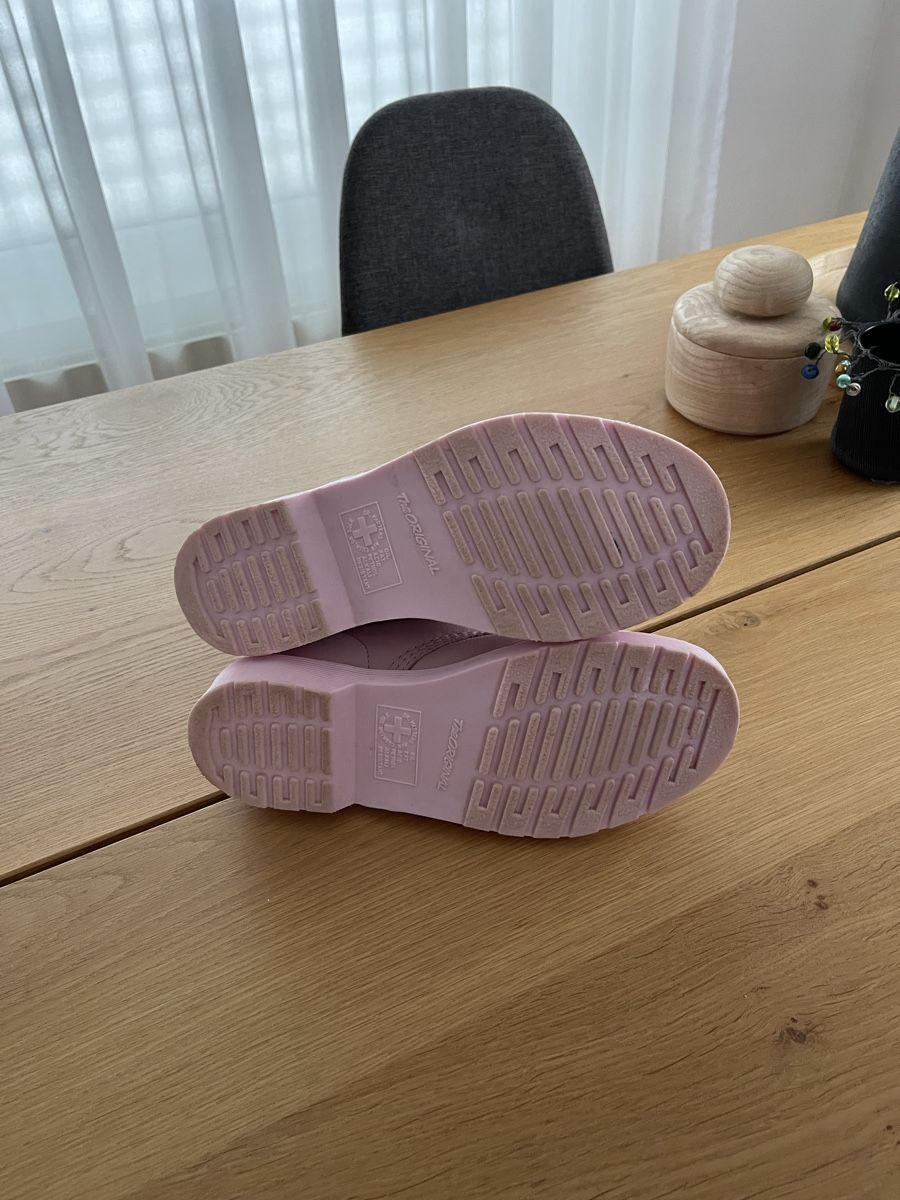 Dr. Martens Scarpe da donna: Dr. Martens, hellrosa, Gr. 38 – Usato da Roggwil TG venduto da MiryamM 5