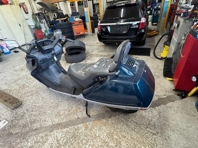 Honda Scooters: Honda CN 250 – D'occasion à Weinfelden par paw14 4