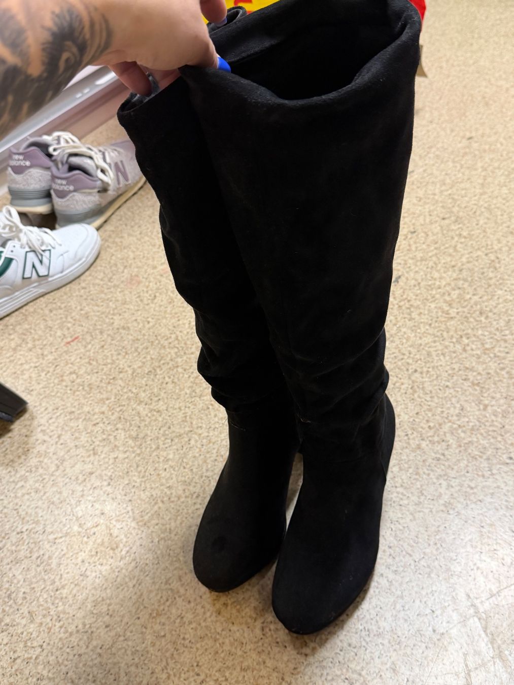 Scarpe da donna: stiefel mit Absatz Grösse 38 – Usato da Oeschgen venduto da Mich_elle 2