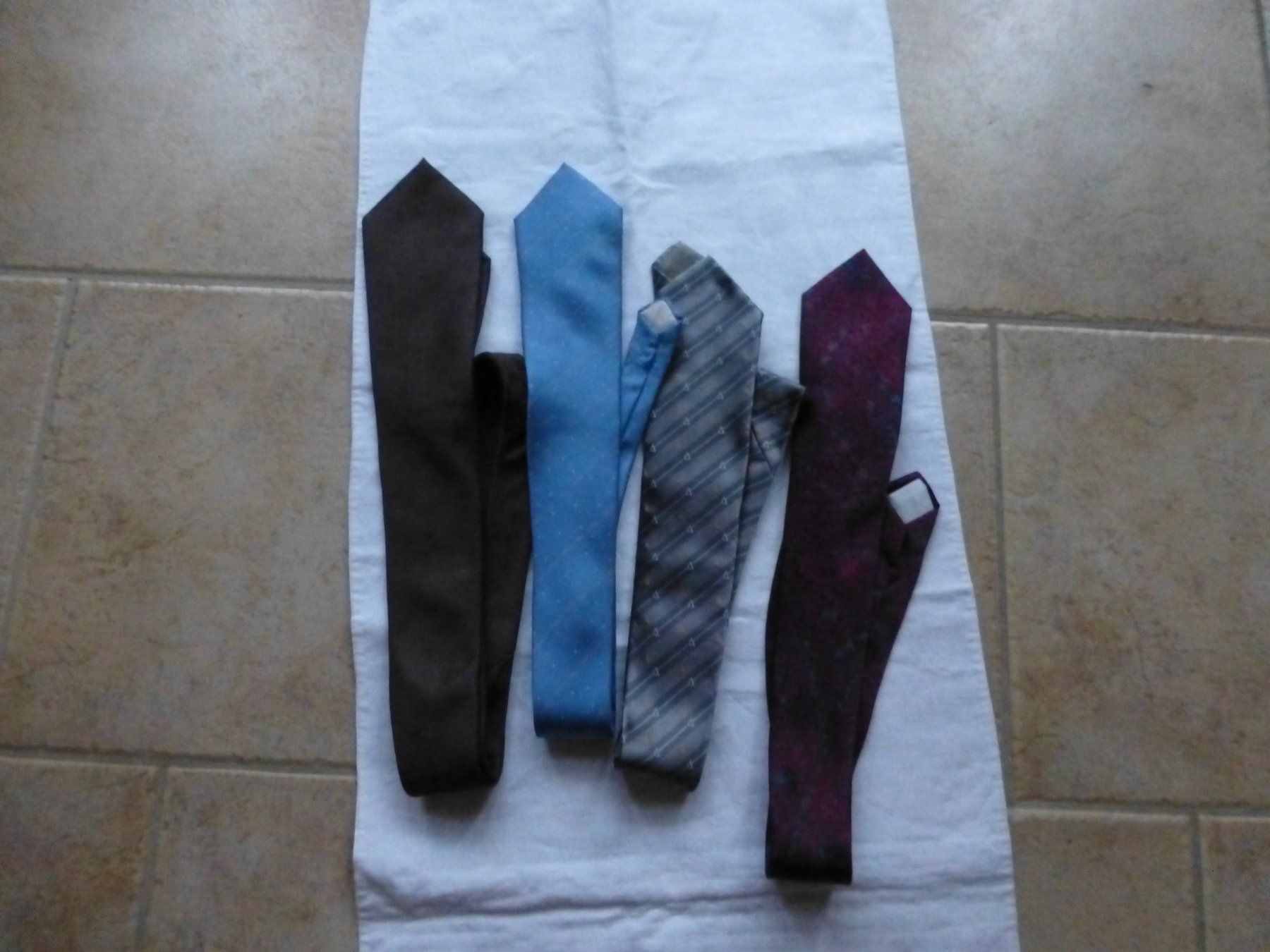 Cravatte: Krawatten  - Fabric -Armani -Ted Lapidus... – Usato da Würenlingen venduto da drago56 5