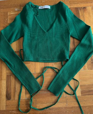 Pull Zara vert à nouer, taille S. etat neuf