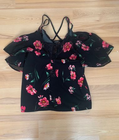 Schöne Bluse Top mit Blumenmuster