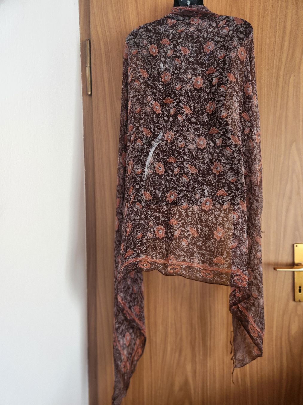 Foulards & écharpes: Écharpe 100% Soie fleuri brun orange franges  – D'occasion à Niedergösgen par Eva2410 1