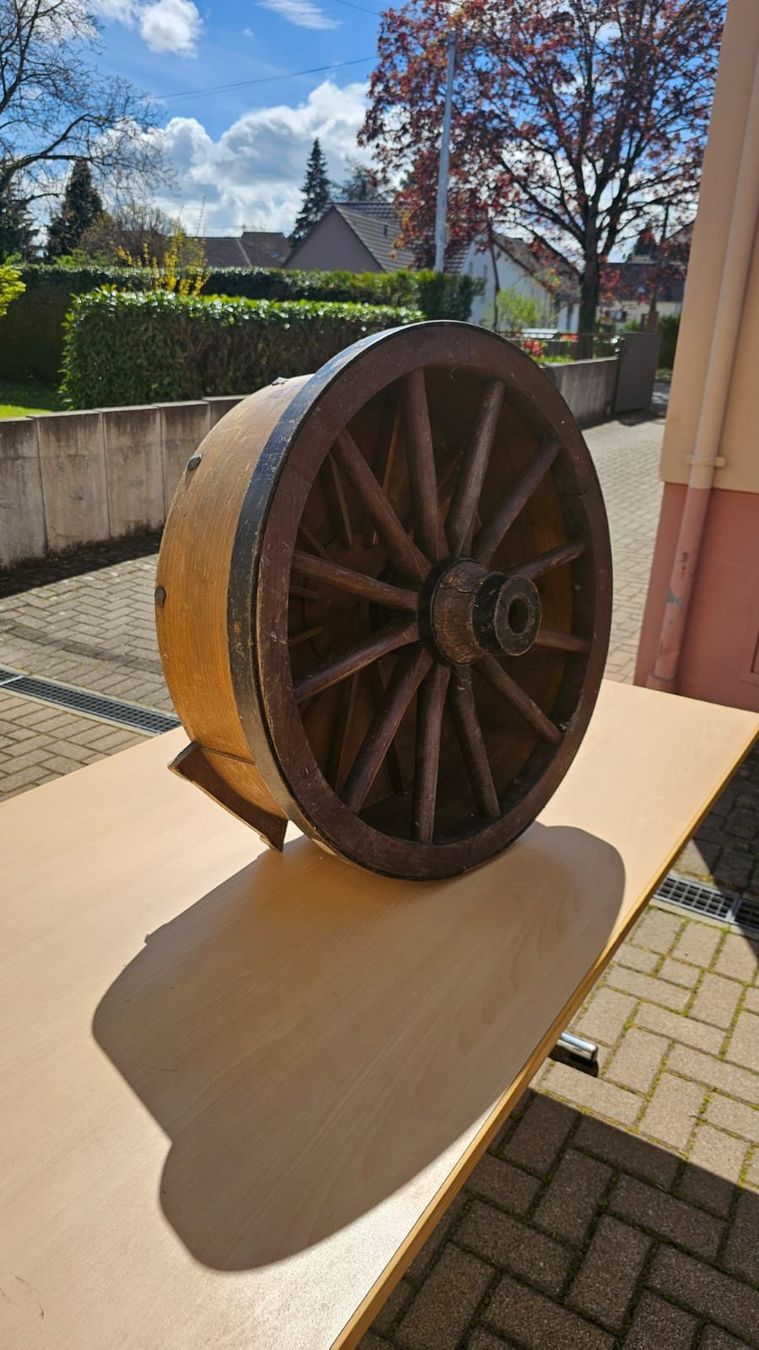 Tutte le decorazioni: Weinaroma-Rad als Dekoration – Usato da Basel venduto da gasttrans 1