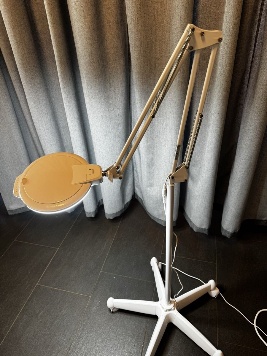 Lampen: LED Lupenlampe 5 Dioptrien – Neu (gemäss Beschreibung) aus Wolfhalden von sin_682b 1