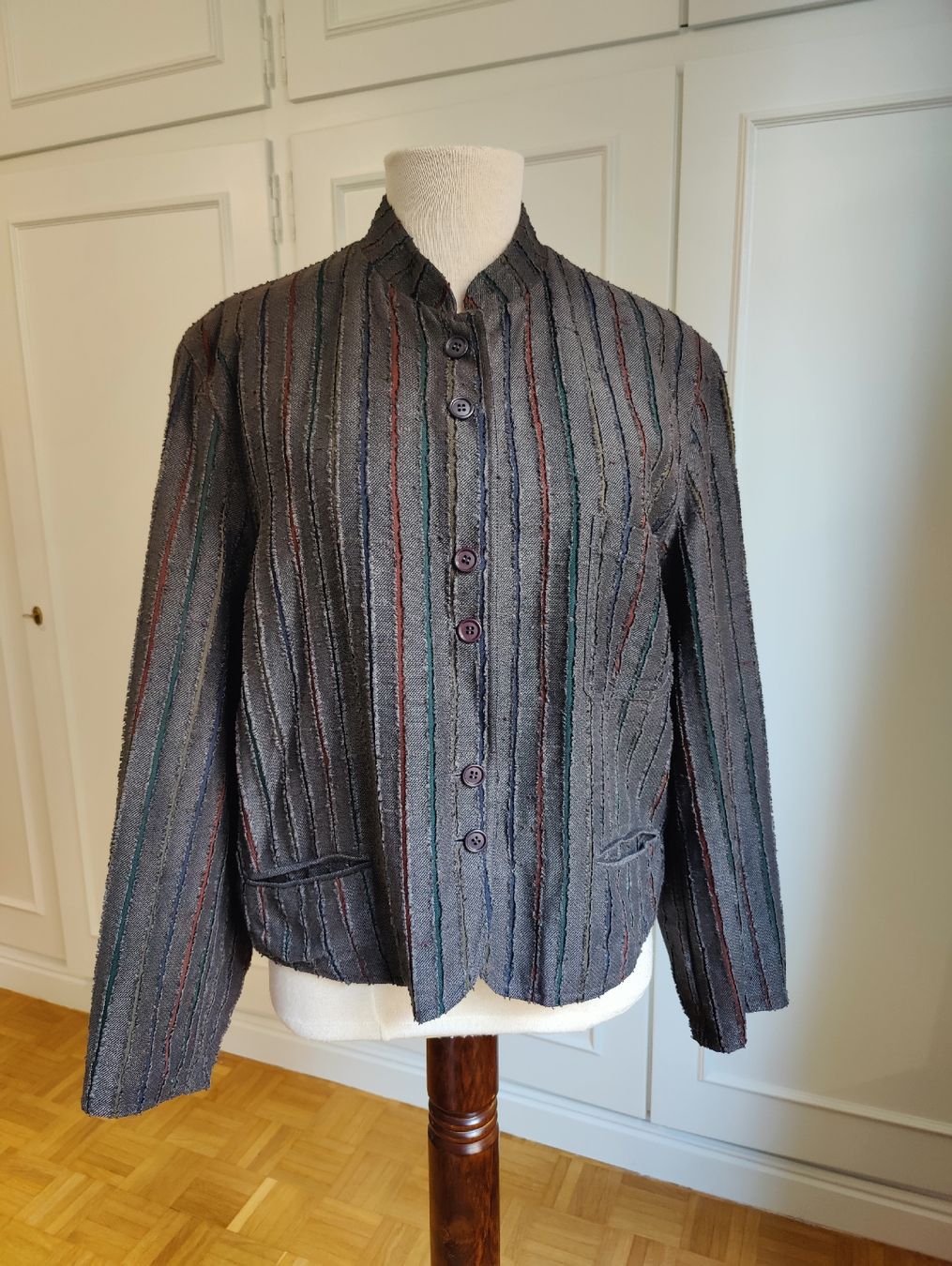 Jacken: Vintage Striped Linen Textured Jacket – Neu (gemäss Beschreibung) aus La Tour-de-Peilz von dAutrefois 8