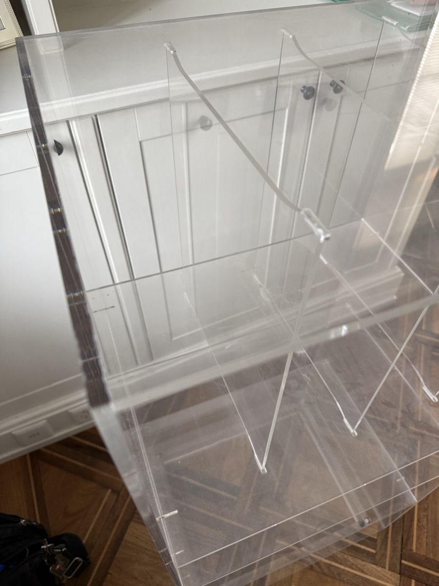 Fixations: Acryl Glas Rack – D'occasion à Staefa par cfschaer 1