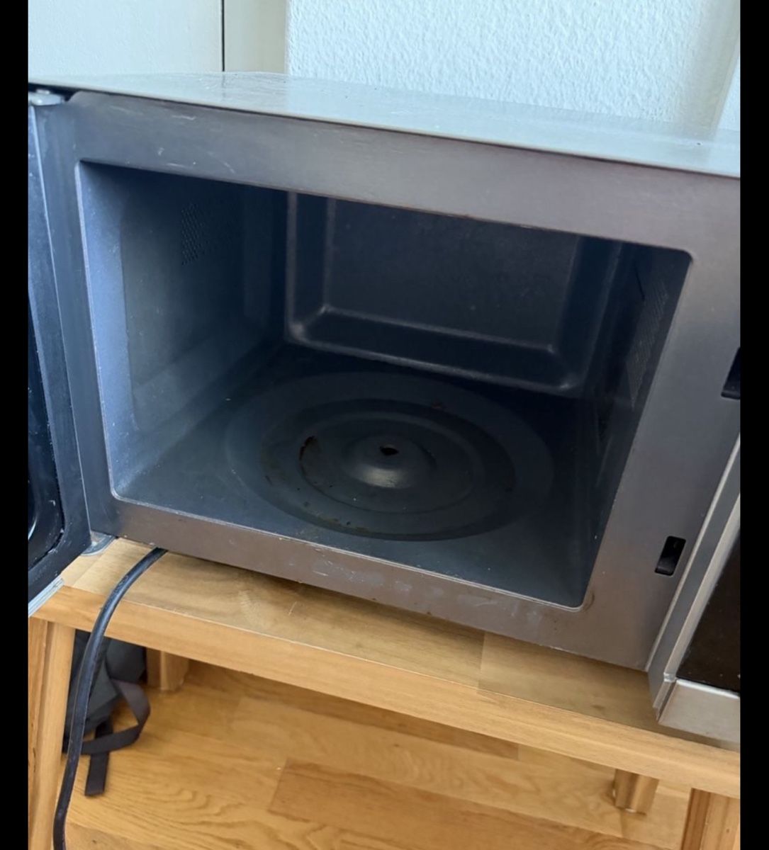 Electrolux Elettrodomestici da cucina: Electrolux-Mikrowelle  – Usato da Wohlen AG venduto da ale_yfy5 1