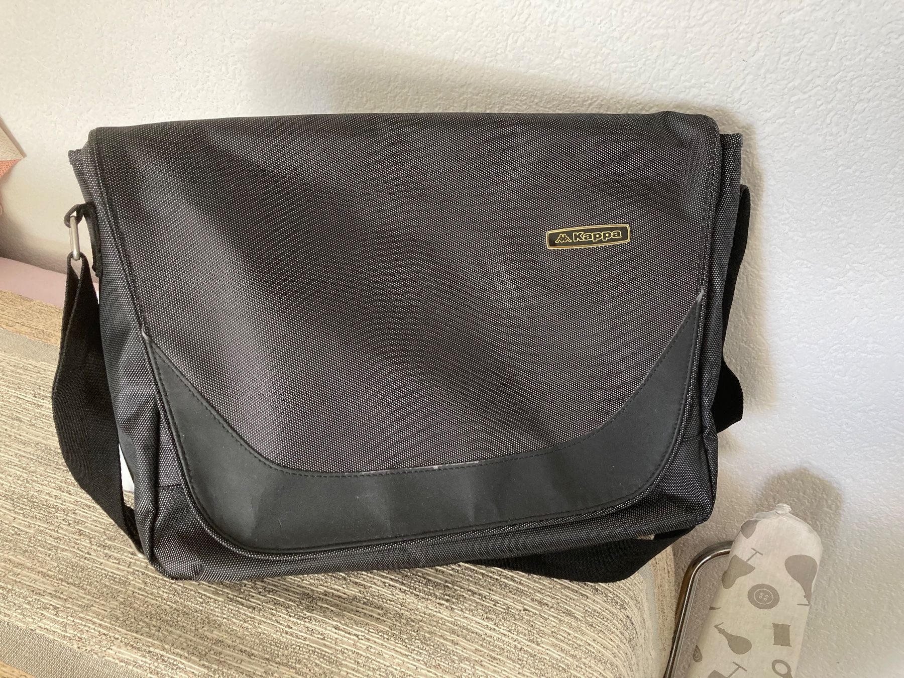 Kappa Borse: Laptoptasche gross Kappa – Usato da Fehraltorf venduto da mayalotto