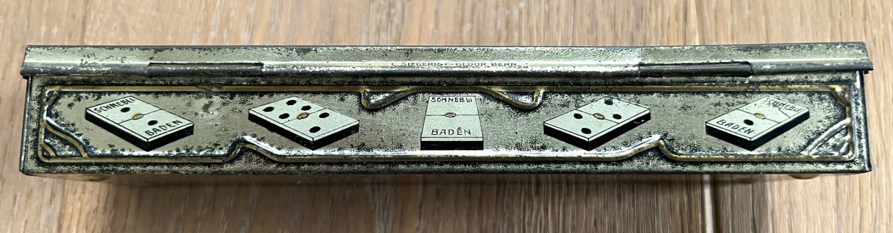 Schnebli Barattoli: antike Blechdose Schnebli Baden "DOMINO" ca. 1908 – Usato da Rothrist venduto da Brandystar 4