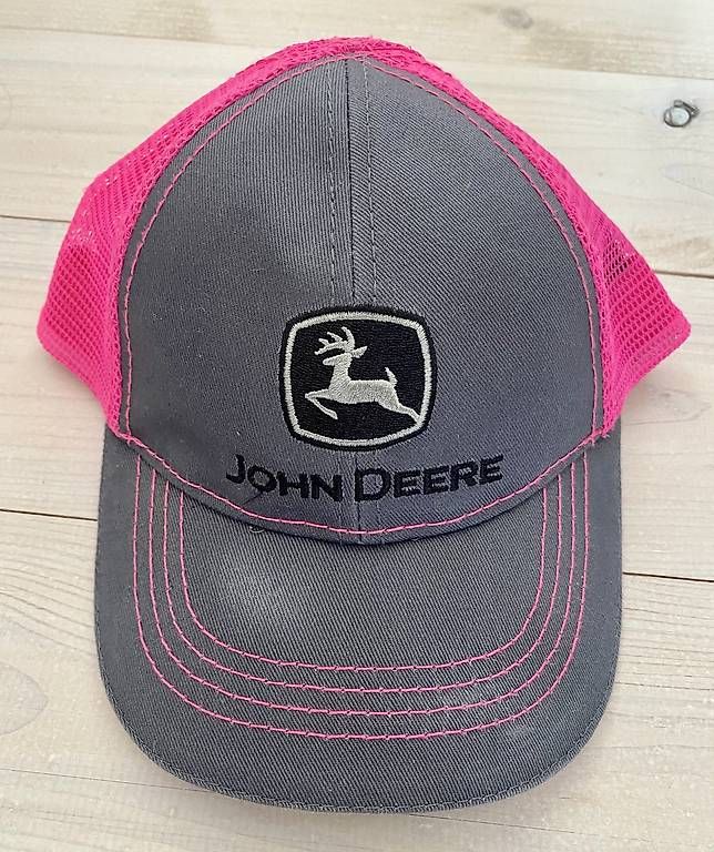 John Deere Autres vêtements garçon: John Deere Cap Kleinkind Pink – D'occasion à Kesswil par canvas12