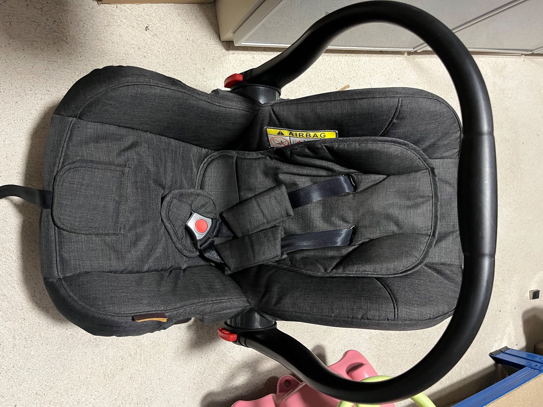 Sièges auto: Babyschale – D'occasion à Seewen SZ par lukiiikuhn