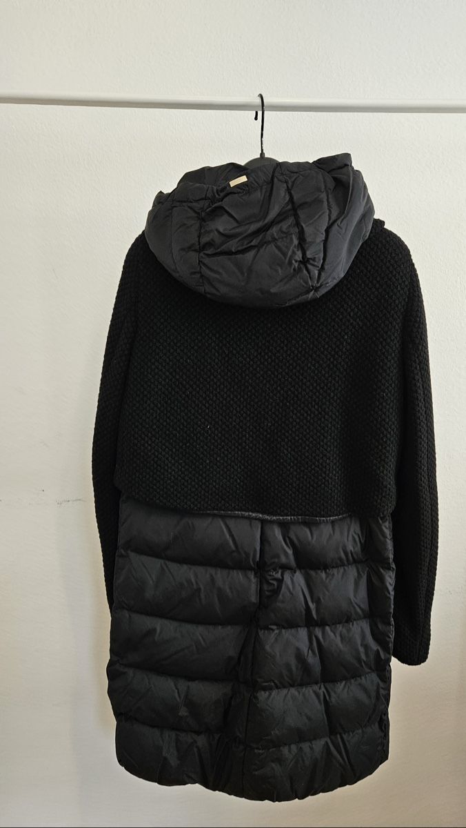 Herno Cappotti: Herno Black Down Padded Wool Blend Coat, Size Small – Nuovo (secondo la descrizione) da Langnau am Albis venduto da vitaklimova 2