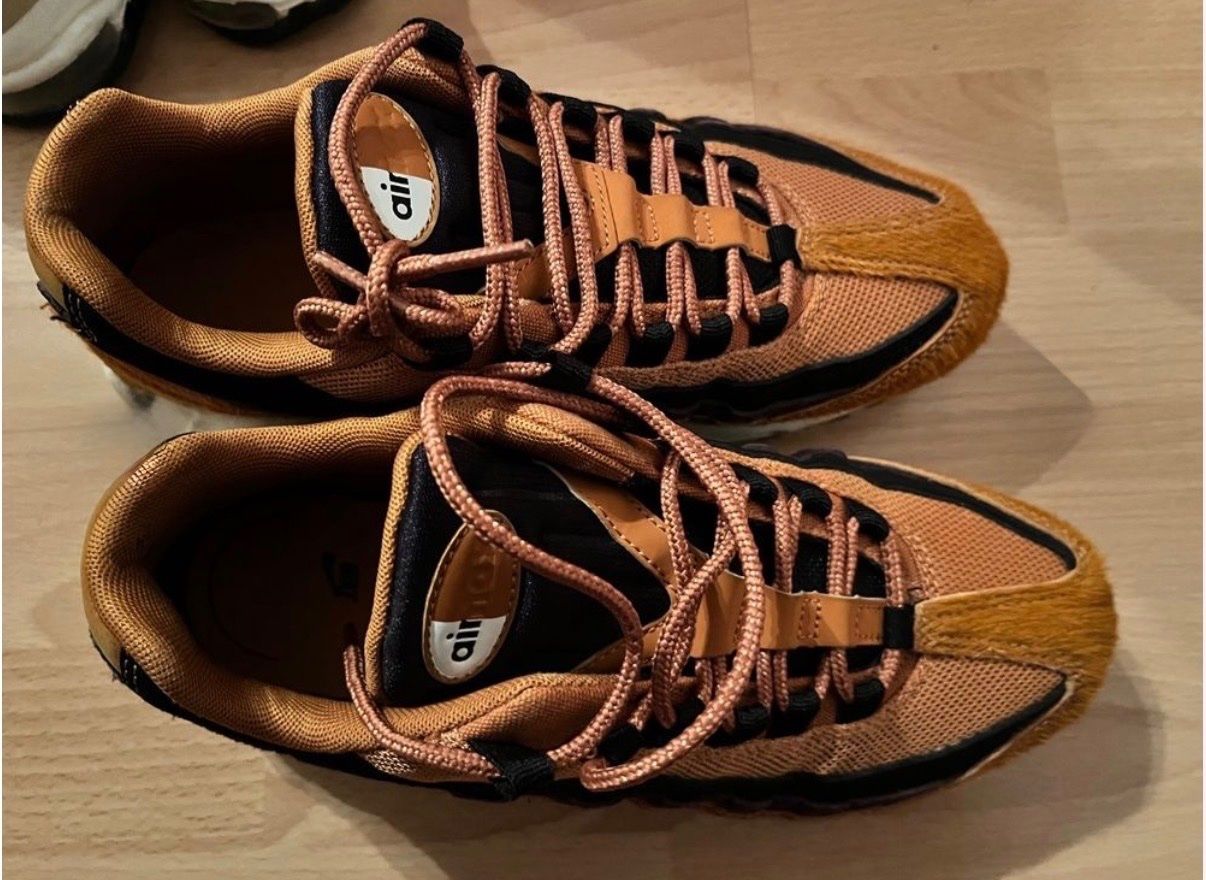 Nike Scarpe da uomo: Nike Sneaker Vintage Air 40 – Usato da Meilen venduto da Sura18 1