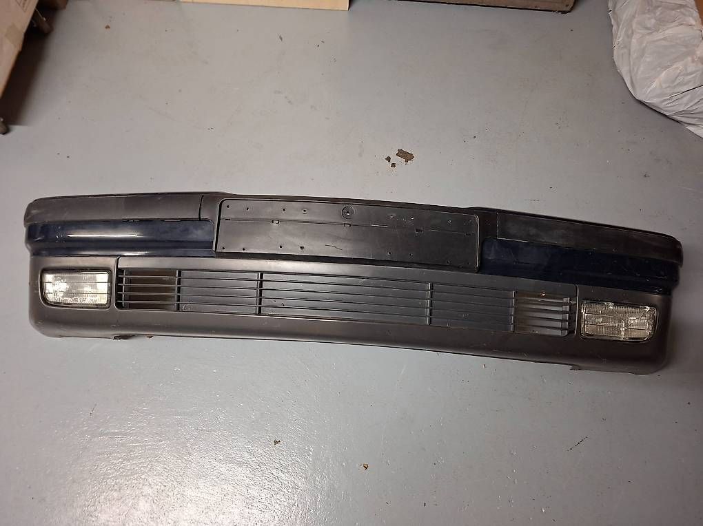 Alle Autoersatzteile: Vordere Stossstange für BMW E36 – Gebraucht aus Luzern von AlfaAlex