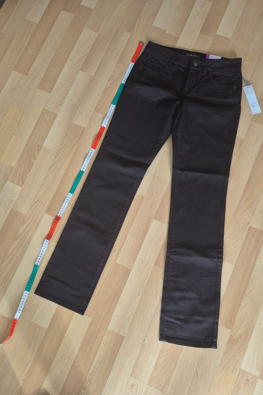 Esprit Jeans: Esprit Jeans schwarz, Grösse 28/34, NEU! – Nuovo (secondo la descrizione) da Killwangen venduto da Bianca790 4