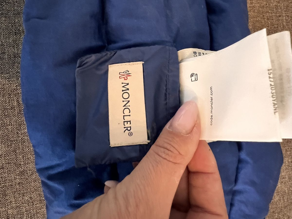 Moncler Foulard & Sciarpe: Moncler Daunen Schal Winter Neuwertig – Nuovo (secondo la descrizione) da Uitikon Waldegg venduto da anj_lg66 3