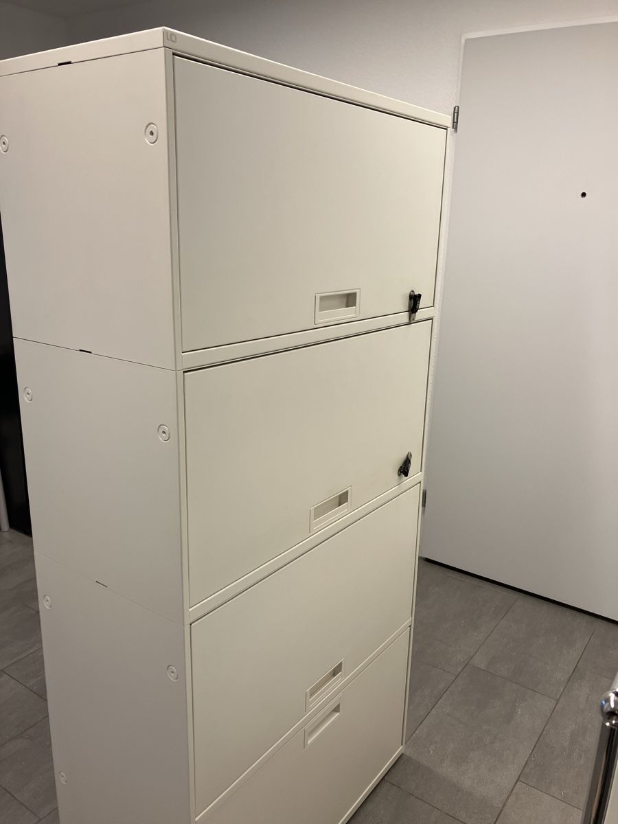 Lista Armadi: Aktenschrank Lista – Usato da Schmerikon venduto da Martina8716