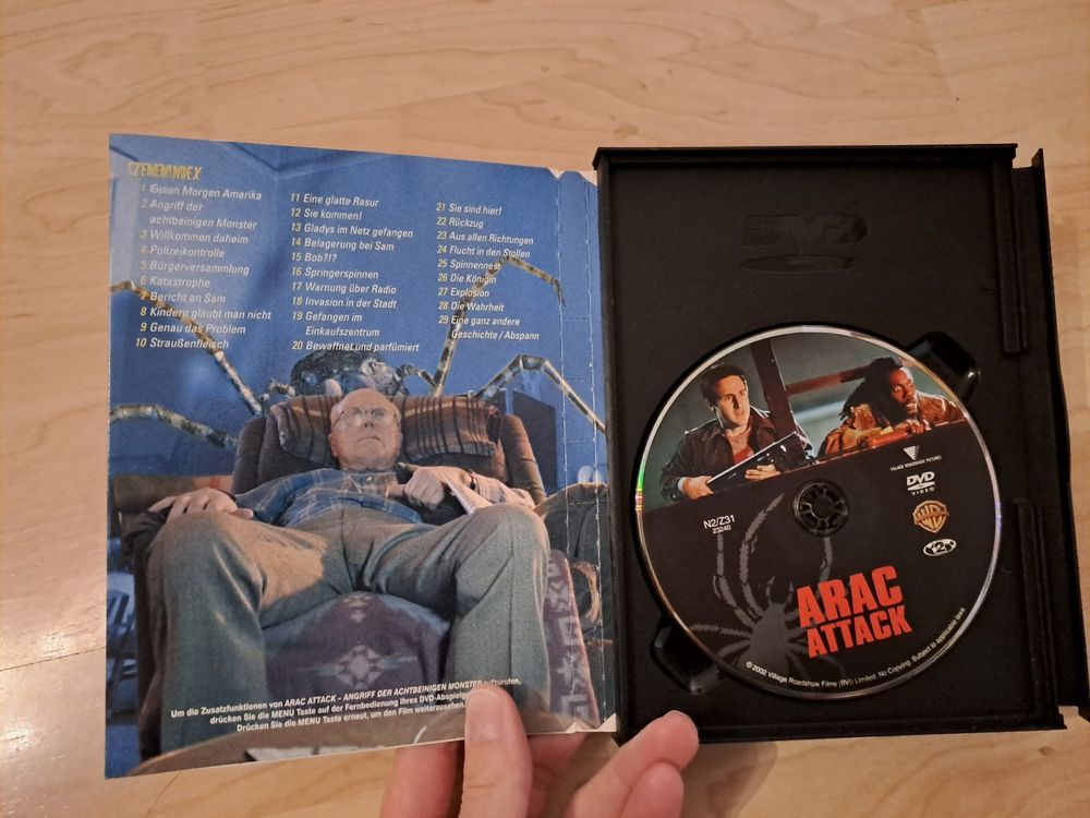 DVD Arac Attack Sci-Fi / Horror / Komödie Riesenspinnen 3