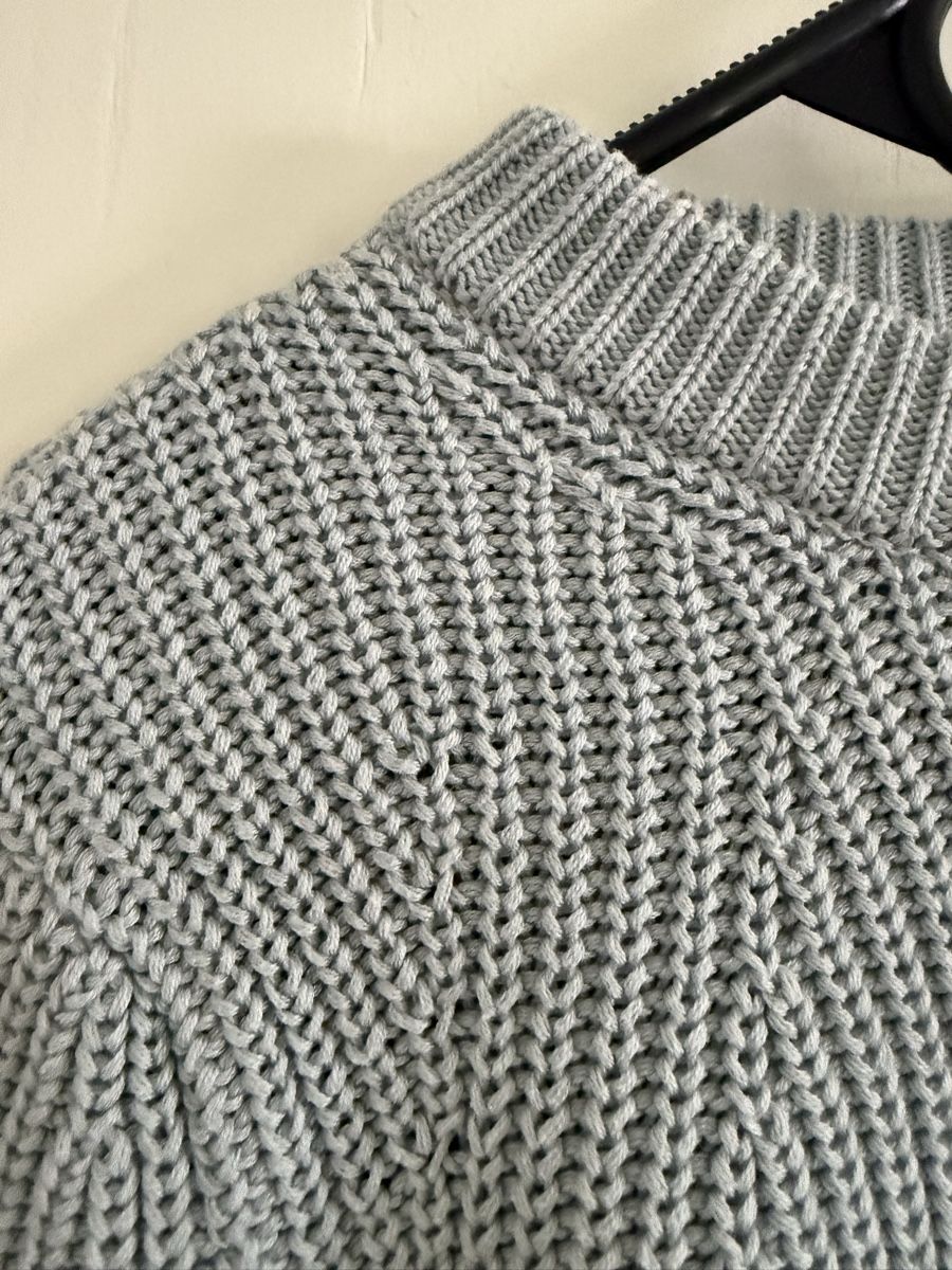 H&M Pullover & Sweatshirts: Hellblauer H&M Pullover – Gebraucht aus Bern von lin_szz2 2