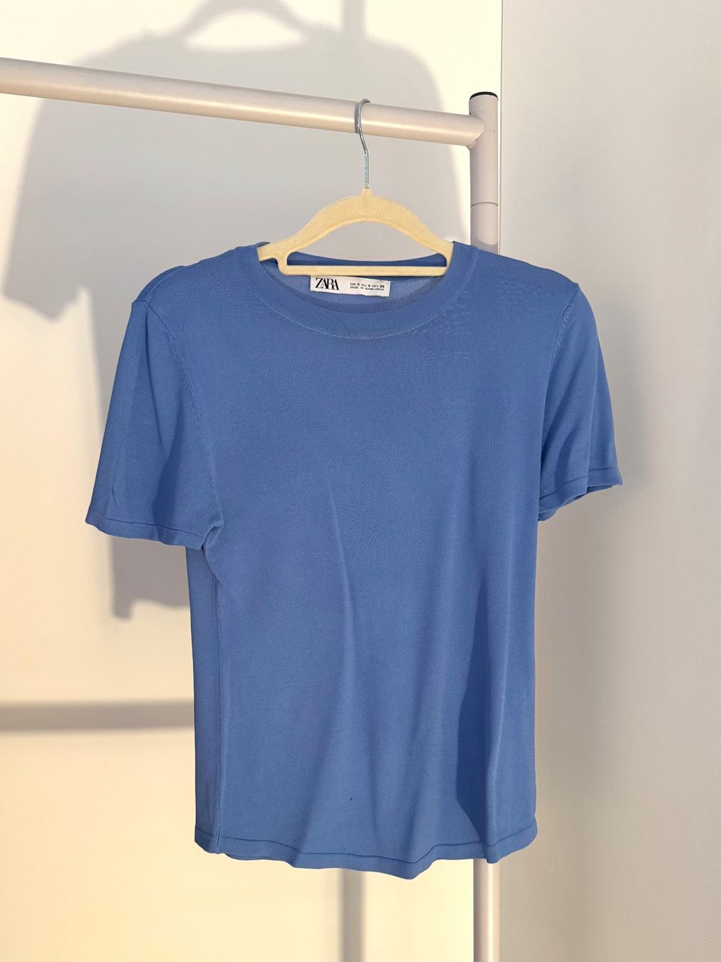 Zara T-shirt: Baby blau Tshirt – Nuovo (secondo la descrizione) da Zürich venduto da di_archive